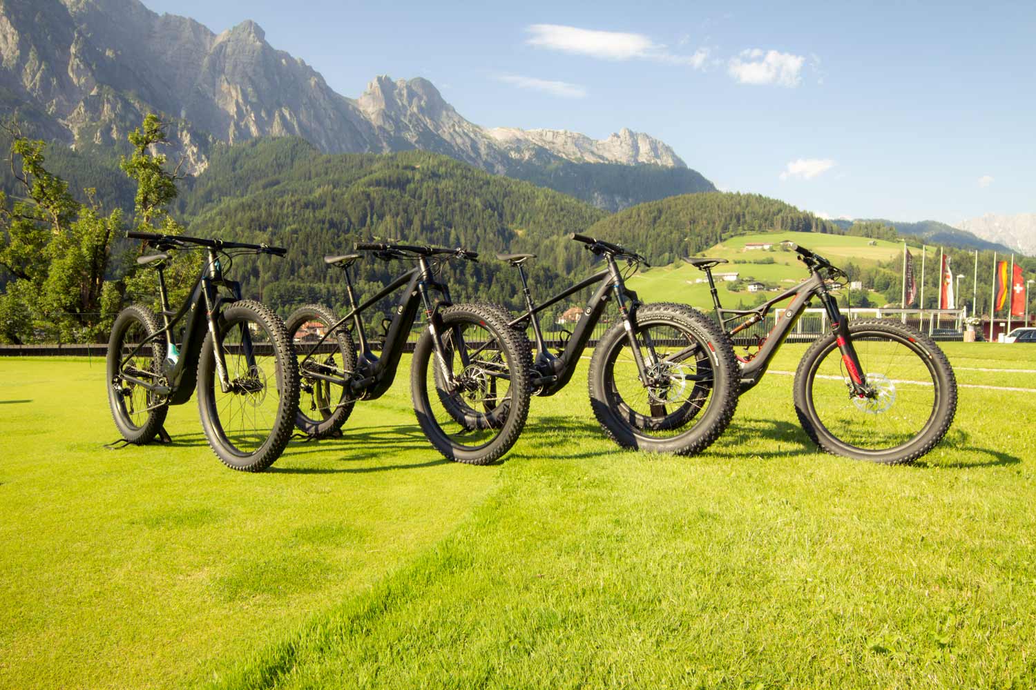 Specialized 2016: Acht neue E-Mountainbikes und E-Fatbikes