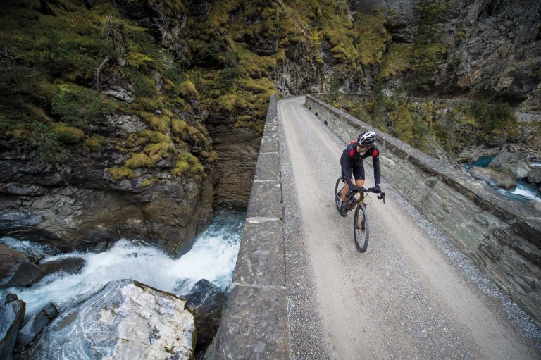 Neue Radhosen für E-Mountainbiker