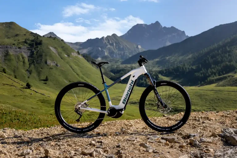 Bianchi präsentiert seines neues Modell T-Tronik X